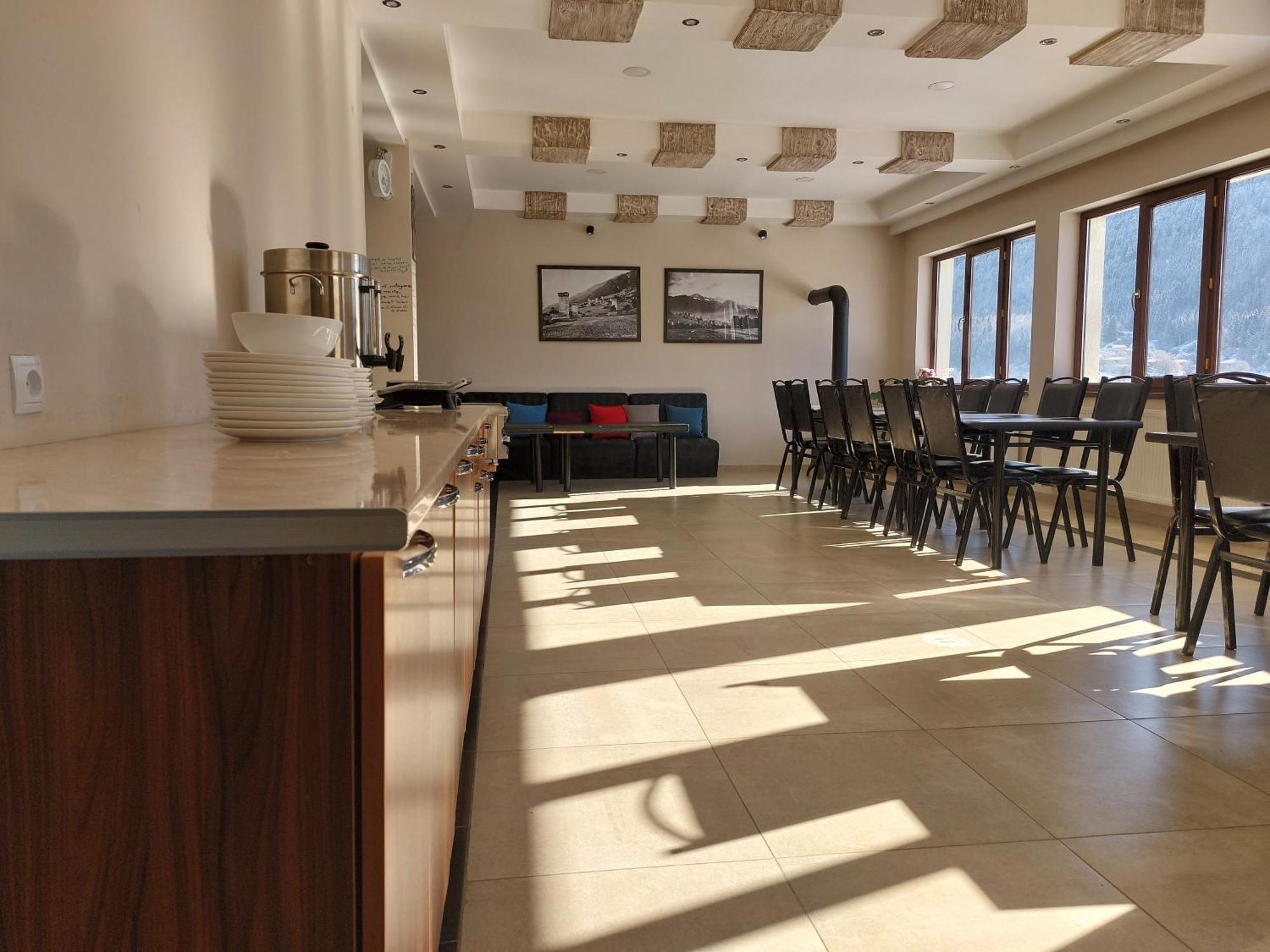 Roza'S Guest House ميستيا المظهر الخارجي الصورة