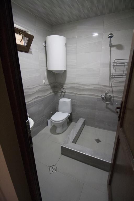 Roza'S Guest House ميستيا المظهر الخارجي الصورة